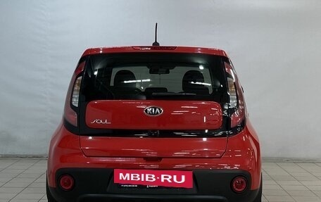 KIA Soul II рестайлинг, 2019 год, 1 780 000 рублей, 6 фотография