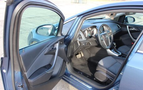 Opel Astra J, 2013 год, 990 000 рублей, 6 фотография