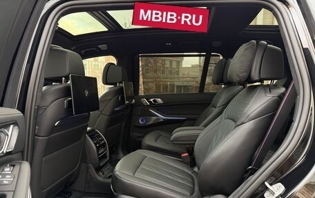 BMW X7, 2025 год, 18 275 000 рублей, 26 фотография