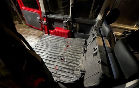 Peugeot Partner II рестайлинг 2, 2011 год, 400 000 рублей, 9 фотография