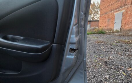 Nissan Almera, 2005 год, 280 000 рублей, 13 фотография