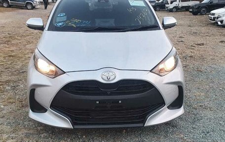 Toyota Yaris, 2020 год, 1 650 000 рублей, 6 фотография