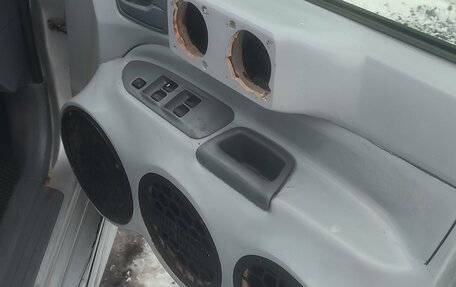 Mitsubishi Lancer IX, 2002 год, 210 000 рублей, 3 фотография