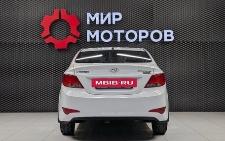 Hyundai Solaris II рестайлинг, 2015 год, 999 000 рублей, 5 фотография