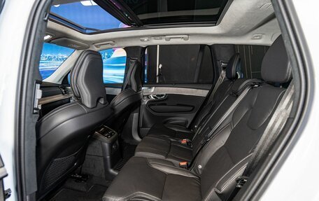 Volvo XC90 II рестайлинг, 2025 год, 14 000 000 рублей, 13 фотография