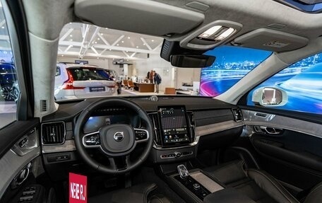 Volvo XC90 II рестайлинг, 2025 год, 14 000 000 рублей, 12 фотография