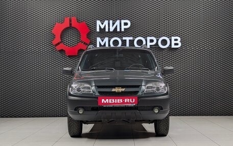 Chevrolet Niva I рестайлинг, 2017 год, 777 000 рублей, 2 фотография