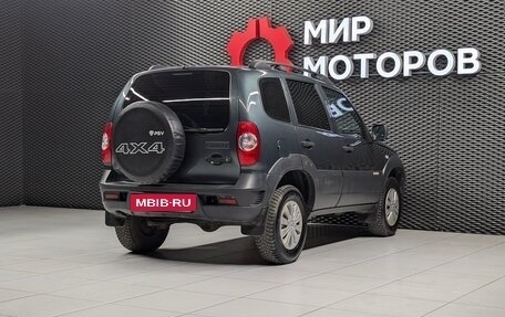 Chevrolet Niva I рестайлинг, 2017 год, 777 000 рублей, 4 фотография