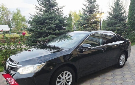 Toyota Camry, 2016 год, 1 635 000 рублей, 4 фотография