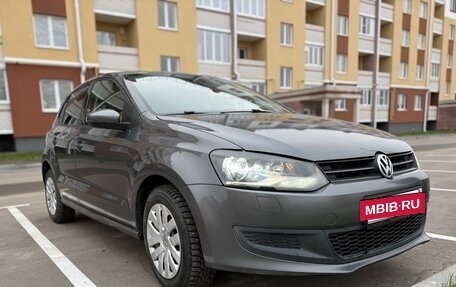 Volkswagen Polo VI (EU Market), 2010 год, 550 000 рублей, 2 фотография