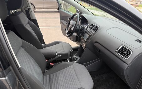 Volkswagen Polo VI (EU Market), 2010 год, 550 000 рублей, 12 фотография