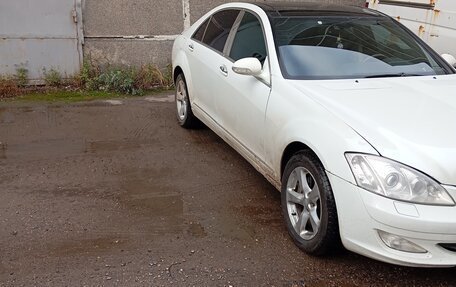 Mercedes-Benz S-Класс, 2006 год, 830 000 рублей, 1 фотография