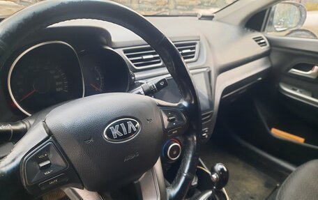 KIA Rio III рестайлинг, 2014 год, 990 000 рублей, 3 фотография