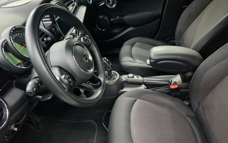 MINI Hatch, 2019 год, 2 100 000 рублей, 10 фотография