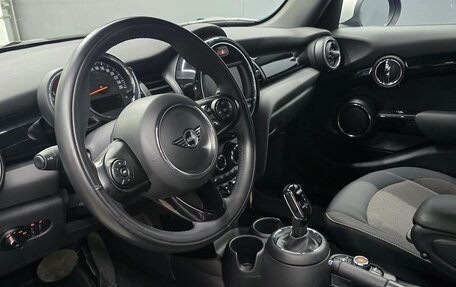 MINI Hatch, 2019 год, 2 100 000 рублей, 9 фотография