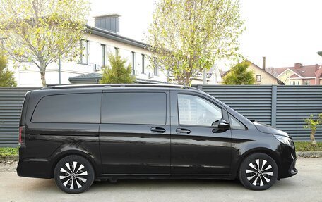 Mercedes-Benz V-Класс, 2024 год, 9 950 000 рублей, 10 фотография