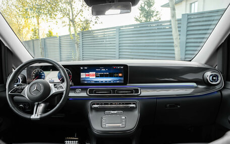 Mercedes-Benz V-Класс, 2024 год, 9 950 000 рублей, 18 фотография