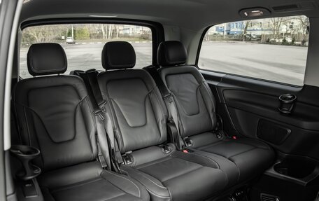 Mercedes-Benz V-Класс, 2024 год, 9 950 000 рублей, 25 фотография