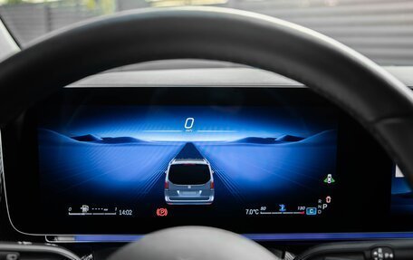 Mercedes-Benz V-Класс, 2024 год, 9 950 000 рублей, 28 фотография