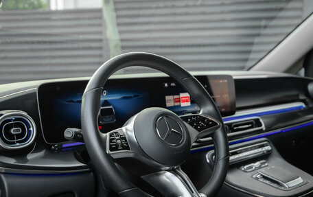 Mercedes-Benz V-Класс, 2024 год, 9 950 000 рублей, 26 фотография