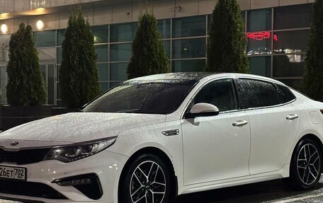 KIA Optima IV, 2018 год, 1 820 000 рублей, 3 фотография