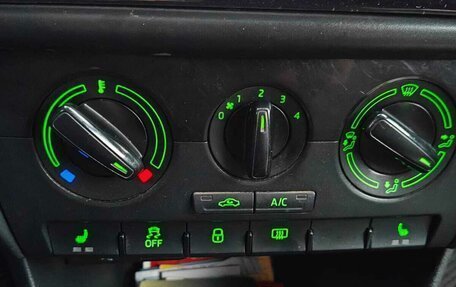 Skoda Rapid I, 2018 год, 1 050 000 рублей, 14 фотография