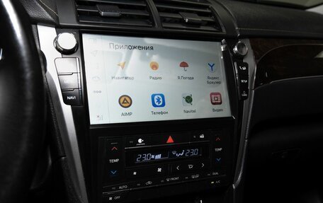 Toyota Camry, 2017 год, 2 170 000 рублей, 11 фотография