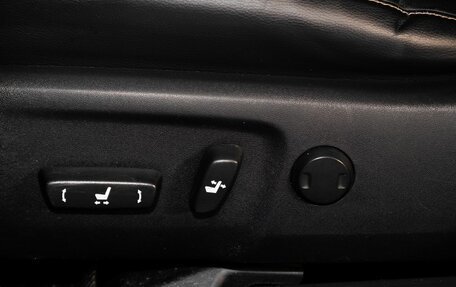 Toyota Camry, 2017 год, 2 170 000 рублей, 13 фотография