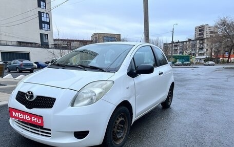 Toyota Yaris III рестайлинг, 2008 год, 399 000 рублей, 6 фотография