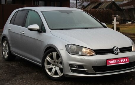 Volkswagen Golf VII, 2013 год, 910 000 рублей, 1 фотография