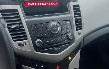 Chevrolet Cruze II, 2011 год, 700 000 рублей, 15 фотография