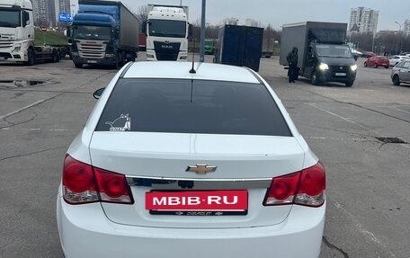 Chevrolet Cruze II, 2011 год, 700 000 рублей, 7 фотография