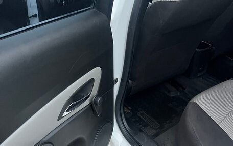 Chevrolet Cruze II, 2011 год, 700 000 рублей, 22 фотография