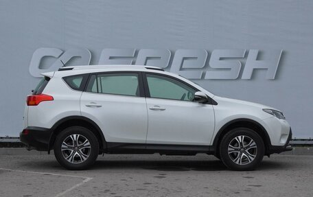 Toyota RAV4, 2015 год, 2 320 000 рублей, 5 фотография