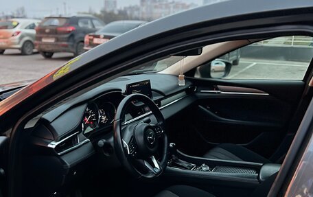 Mazda 6, 2018 год, 1 600 000 рублей, 13 фотография