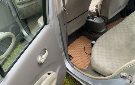 Nissan March III, 2003 год, 100 000 рублей, 10 фотография