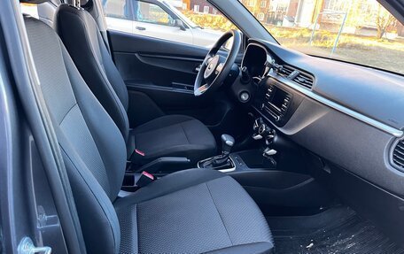 KIA Rio IV, 2021 год, 1 600 000 рублей, 10 фотография