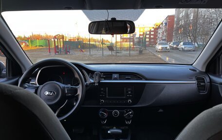 KIA Rio IV, 2021 год, 1 600 000 рублей, 3 фотография