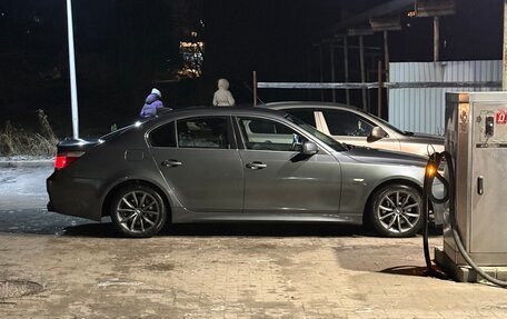 BMW 5 серия, 2005 год, 1 250 000 рублей, 4 фотография