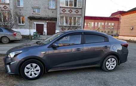 KIA Rio IV, 2021 год, 1 600 000 рублей, 13 фотография