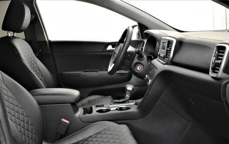 KIA Sportage IV рестайлинг, 2021 год, 2 195 000 рублей, 10 фотография