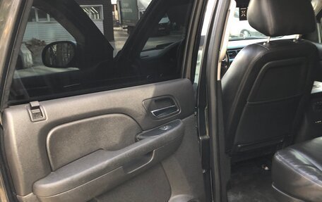 Chevrolet Tahoe III, 2012 год, 2 400 000 рублей, 7 фотография