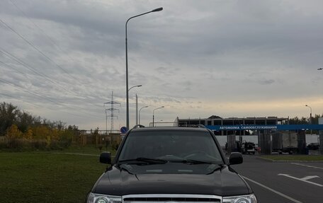 Toyota Land Cruiser 100 рестайлинг 2, 2006 год, 2 000 000 рублей, 2 фотография