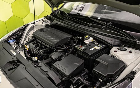 Hyundai Elantra, 2021 год, 2 150 000 рублей, 13 фотография