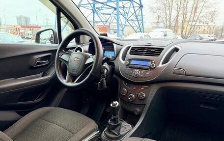 Chevrolet Tracker III, 2015 год, 590 000 рублей, 12 фотография