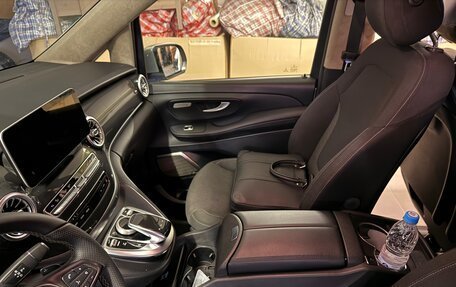 Mercedes-Benz V-Класс, 2019 год, 6 000 000 рублей, 3 фотография