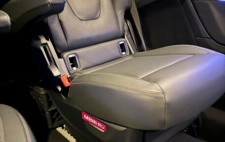 Mercedes-Benz V-Класс, 2019 год, 6 000 000 рублей, 6 фотография