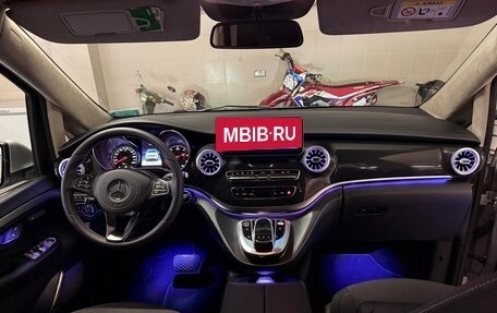 Mercedes-Benz V-Класс, 2019 год, 6 000 000 рублей, 9 фотография