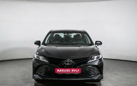 Toyota Camry, 2020 год, 3 320 000 рублей, 2 фотография