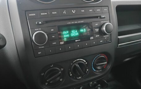 Jeep Liberty (Patriot), 2008 год, 832 000 рублей, 13 фотография